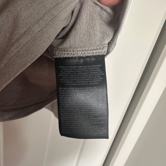 The North Face UPF 40 gray shirt size L - Like new - Picture 4 of 4